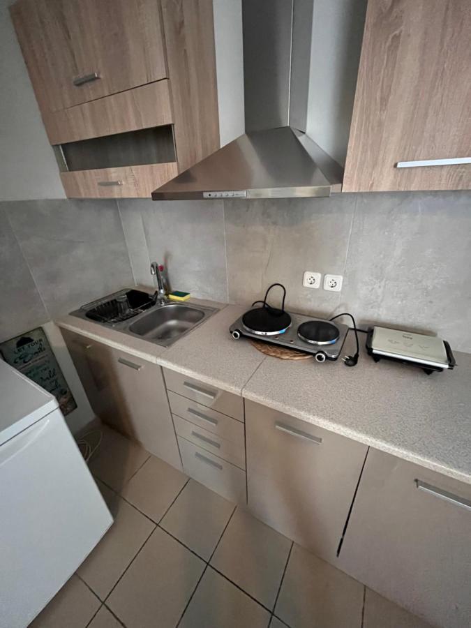 Hersonissos Centre Small Apartment Ngoại thất bức ảnh